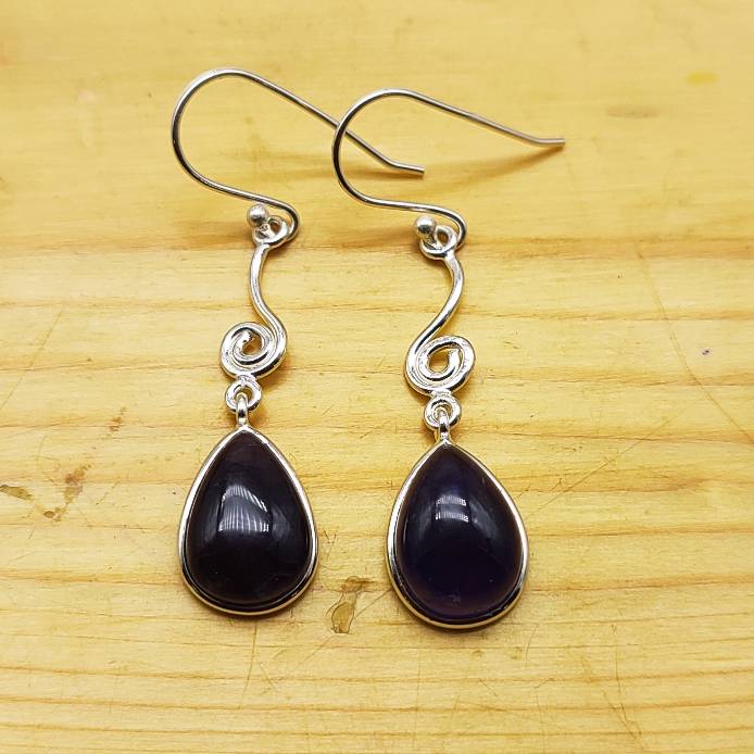 925 Sterling Silver Amethyst Cabochon Pear Shape Earring