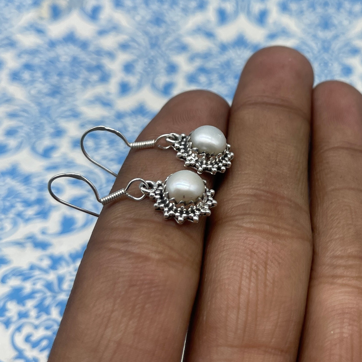 925 Silver Pearl Gemstone Earring - Natural Round Gemstone