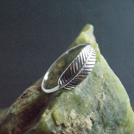 925 Sterling Silver Handmade Leaf Design Fine Stacking Bohemian Ring