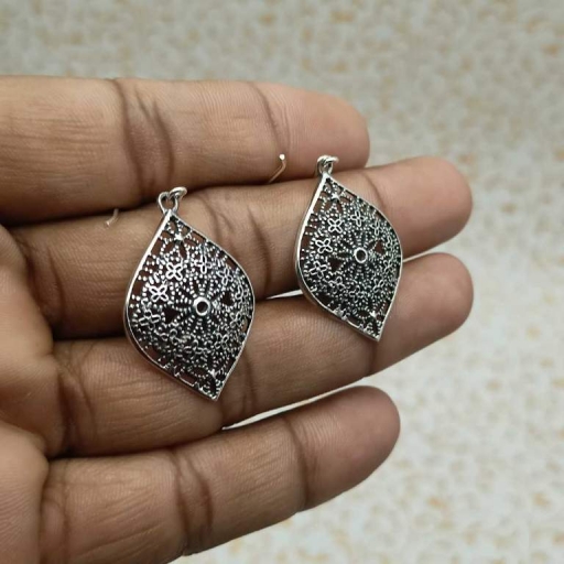 Diamond Shape Jali Design Handmade Bohemian 925 Sterling Silver Earring
