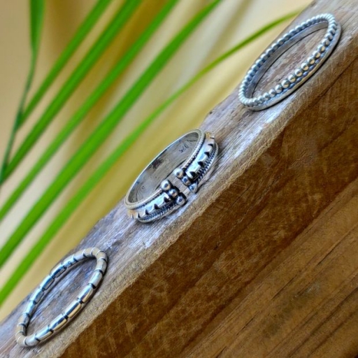 Dotted Diagonal Gemstone 925 Sterling Silver Handmade Ring