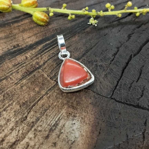 925 Sterling Silver Natural Coral Tillion Shaped Gorgeous & Charm Pendant