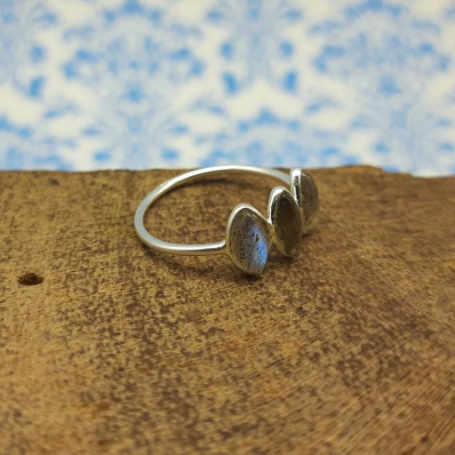 Labradorite Gemstone 925 Sterling Silver Handmade Solitaire Fine Ring