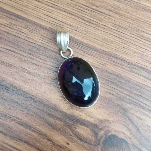 925 Sterling Silver Natural Oval Shaped Amethyst Cabochon Pendant Gift For Her