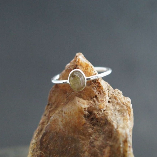 Oval Shape Dainty Labradorite Gemstone 925 Silver Ring