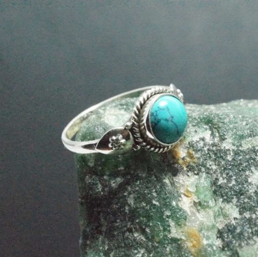 Round Shape Cabochon Turquoise Gemstone Handmade 925 Sterling Silver Ring