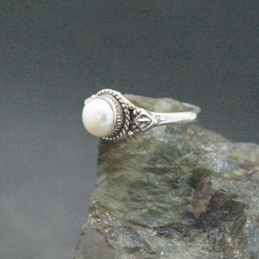 Cabochon Pearl Gemstone Handmade 925 Silver Bohemian Ring