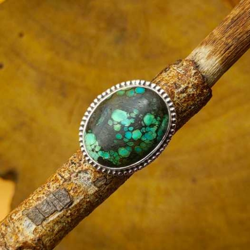 925 Sterling Silver Designer Tibetian Turquoise Gemstone Oval Shape Ring