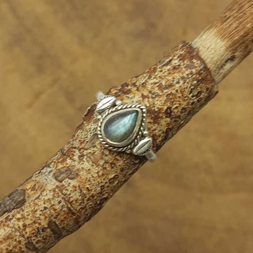 925 Sterling Silver Labradorite Gemstone Handmade Drop Shape Fine  Ring