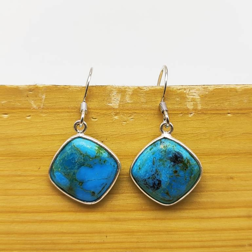 925 Sterling Silver Turquoise Cabochon Shot Square Shape Earring